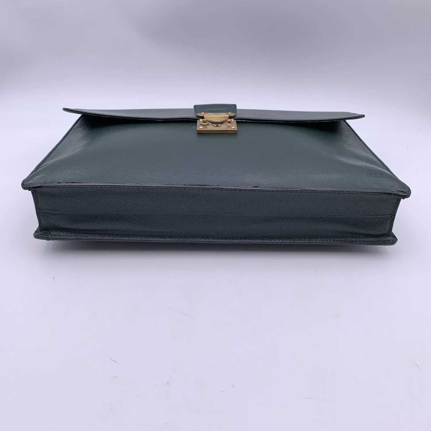 LOUIS VUITTON Green Taiga Leather Robusto 1 Compartment Briefcase