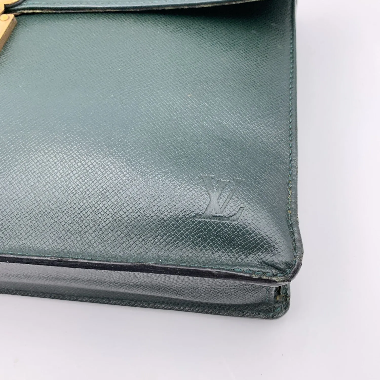 LOUIS VUITTON Green Taiga Leather Robusto 1 Compartment Briefcase