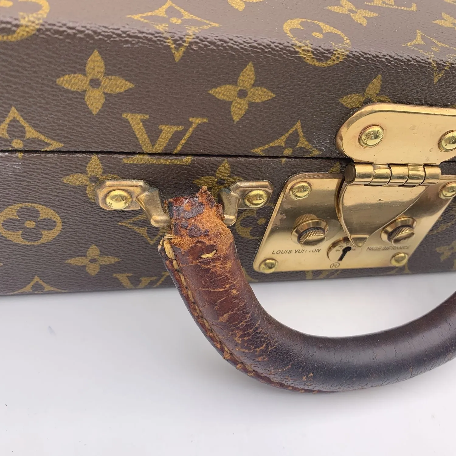 Trendy Inspired Louis Vuitton Vintage Monogram President Hard Case Briefcase Bag